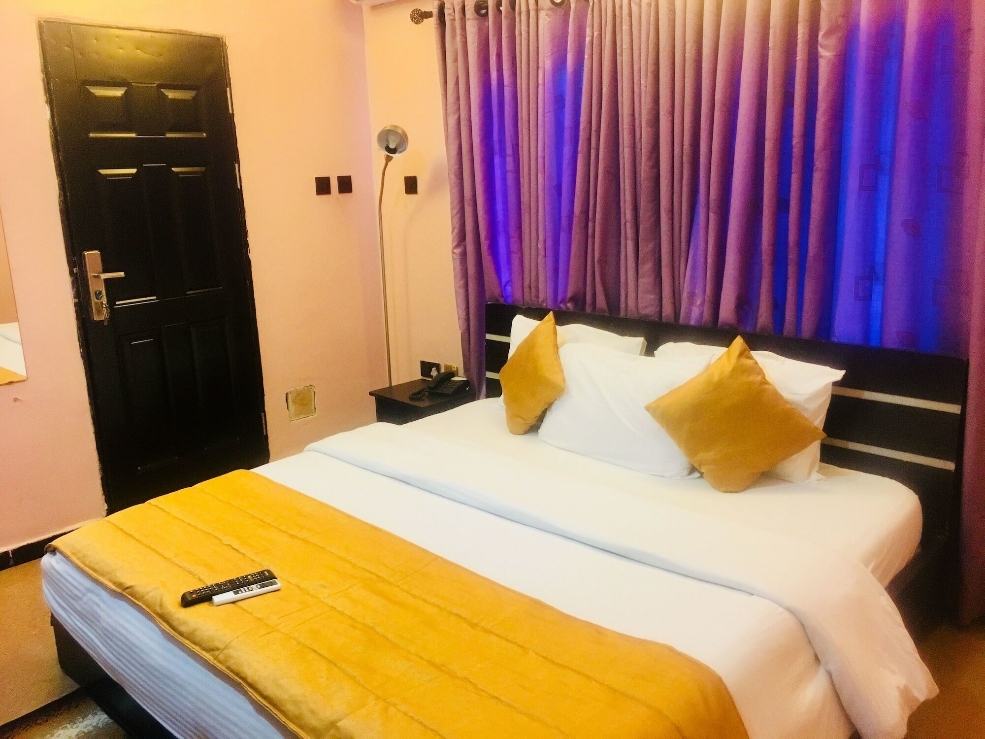 Esporta Suites Lekki ลากอส ภายนอก รูปภาพ